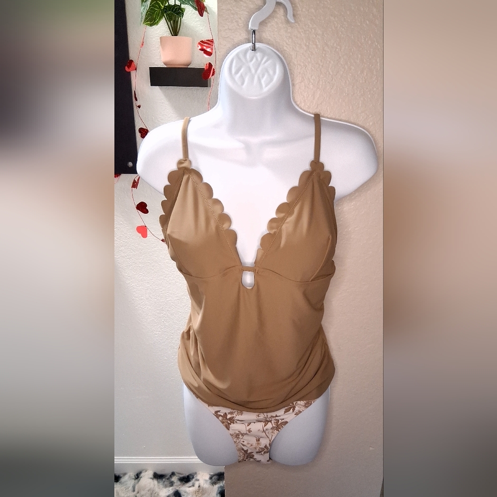 Psychedelic Women's Swirl Abstract Tankini Set - Picture 3 of 16